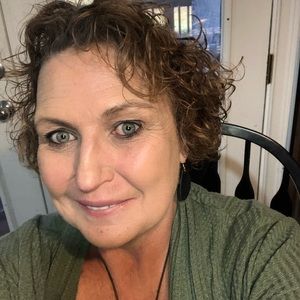 Meet your Posher, Darlene